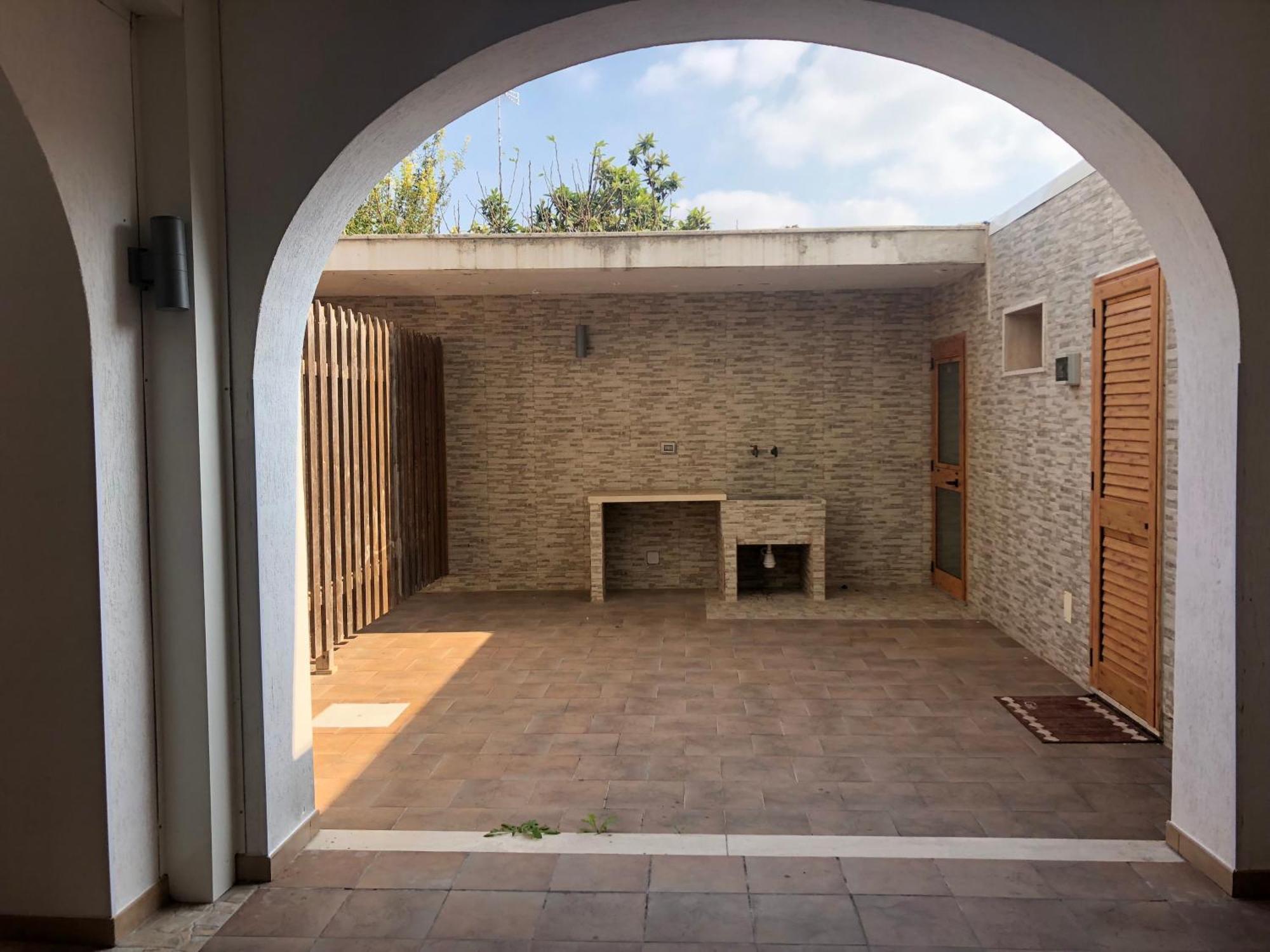 Villa Gaudi Сант-Исидоро Экстерьер фото